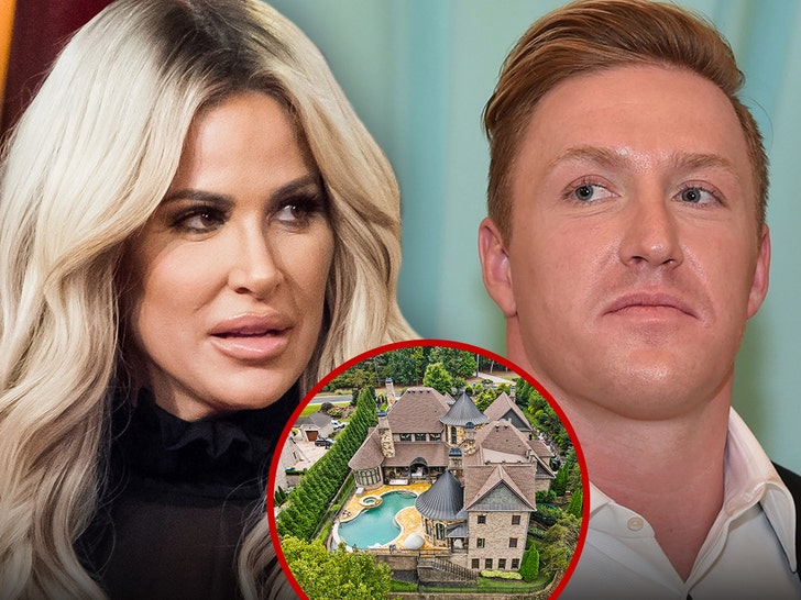 019050af10c44f63baae4ad80d70e79b_md Kim Zolciak Kroy Biermann