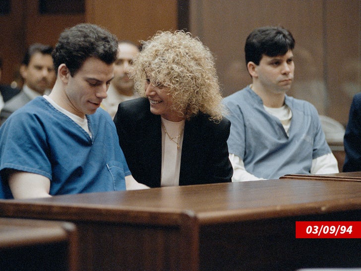 0417d7c47d0e4026804ca97bba32fd8f_md-3 menendez brothers court
