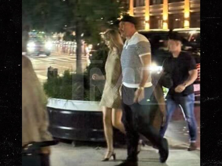 09d219e326a34315b688d86946f2b797_md travis kelce taylor swift