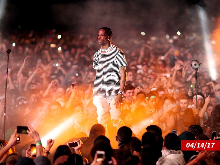0e8430b28d594cd59329d3b07c69804c_md travis scott coachella 2017