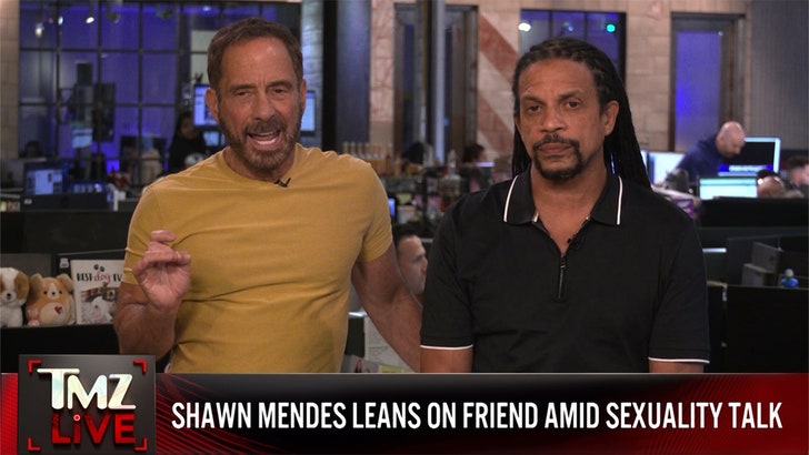 11b8d424a15045afa9a4aa73331c3152_md-1 103024_tmz_live_mendes_kal