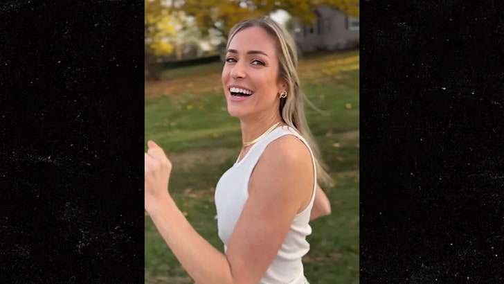 140a65413a174d0ea1adcb4cd9cbbc9f_md-1 111724_kristin_cavallari-kal