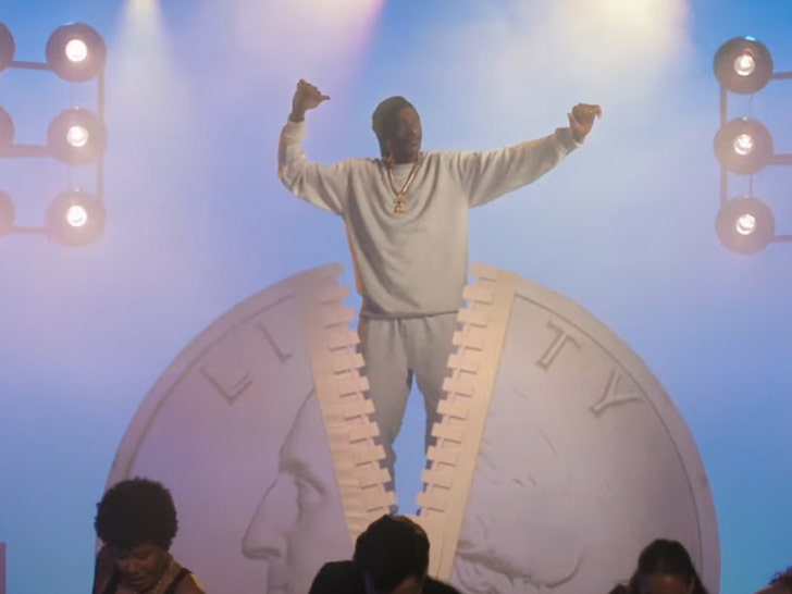 14629dc6e88c4c37b3c0ddcc9f8fb404_md snoop dogg