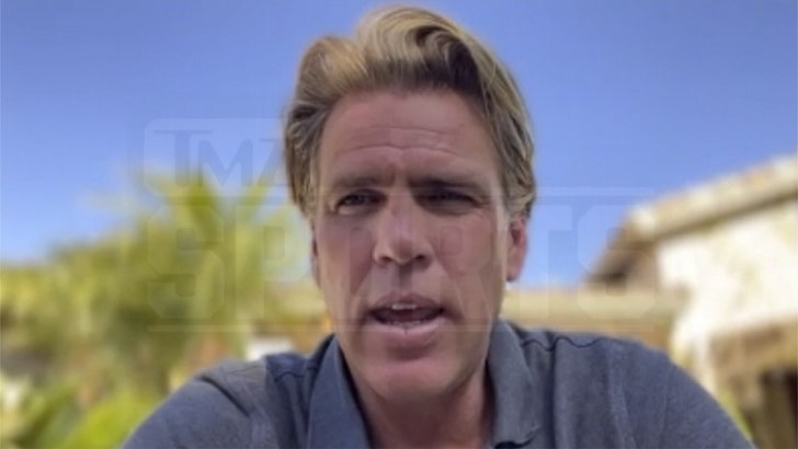 15b3198fa4ee47b39d60a517bc1a9475_md 010925-gary-hall-jr-kal