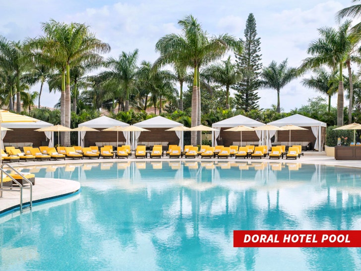 164990f347bd49d2b82ad30662c77a80_md Trump National Doral Miami Hotel pool
