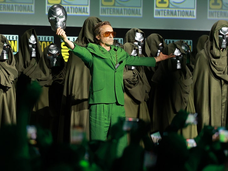 1705f75056d24937be6e8bce0286e520_md Robert Downey Jr getty 3