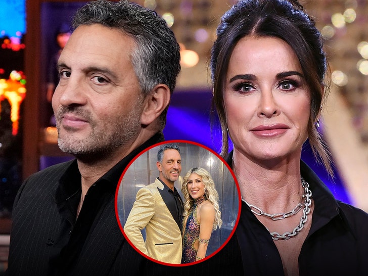 183b4fe4d7c64a719f10e1917210ae23_md kyle richards and mauricio umansky insta getty 1