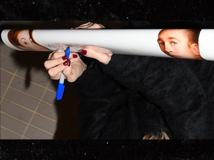 19dc544fbbc245c1807cf366b18934cf_md angelina jolie getty 2