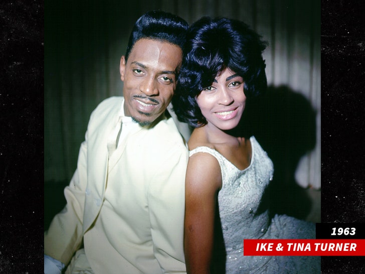 2041a9e03f9242818c7c39b4c9cc2290_md ike and tina turner getty 1