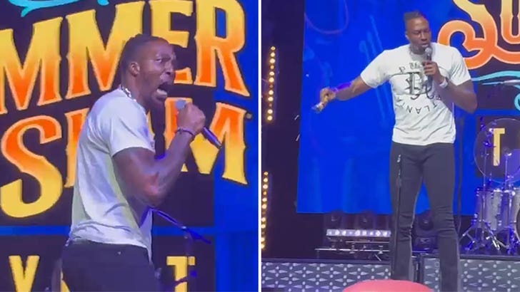 23cc7f99c97442d985bff611ae6d04d0_md 072822-dwight-howard-kal