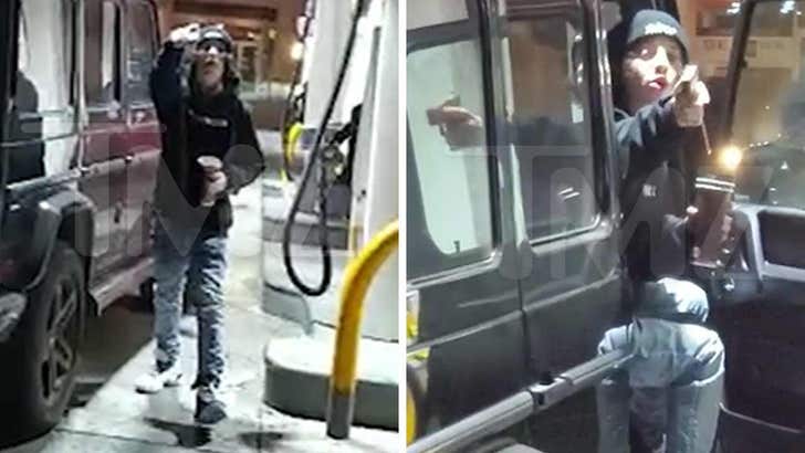 060819_lil_xan_kal_v2