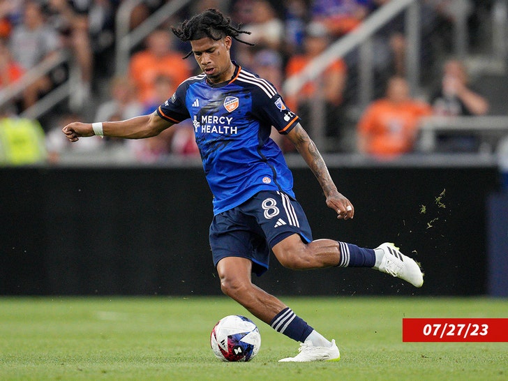 28325720d2ab490aa802b107673fc08f_md Marco Angulo