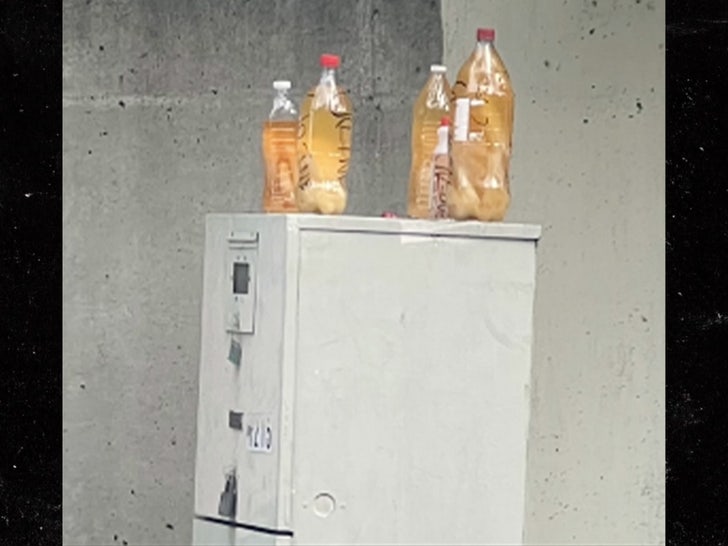 29f67f3542f1495fbae5952b93b5cc7e_md 100324 pee bandit sub 3 tiktok