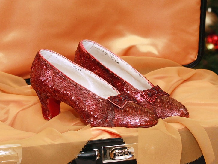2ca8939253d64a1bb26c5a6bccf0ca6c_md Judy Garland's Ruby Slippers Sell for $32.5 Million at Auction