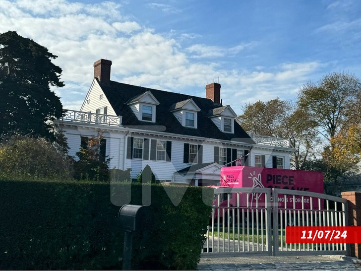 2e585ec3205d42abb7427489ecd37e21_md zach bryan