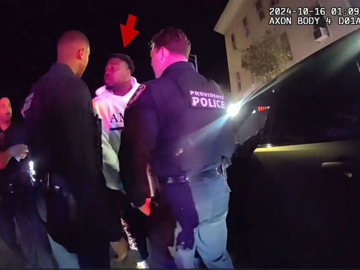 335b0d108c6f41f8aebc1ba90b3a0b96_md Christian Barmore