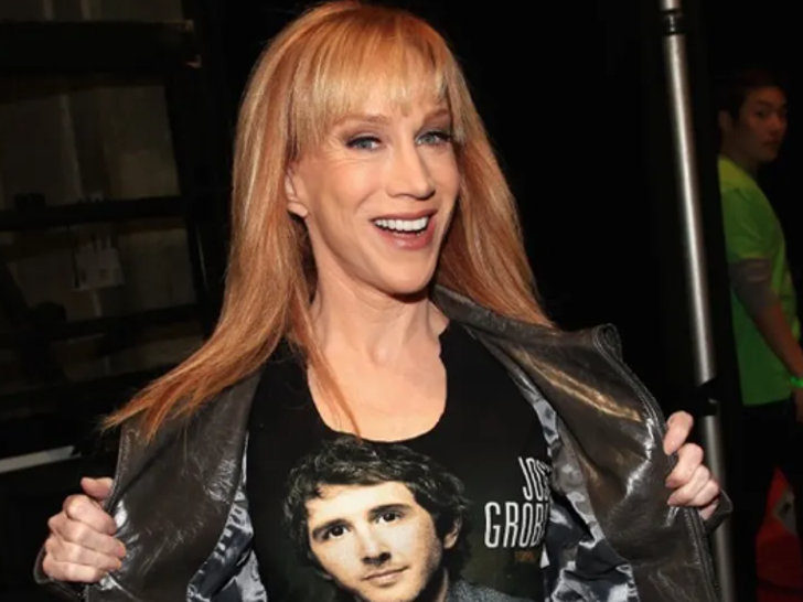 345992372bf4457ba650254f1e106b48_md Kathy Griffin Photos