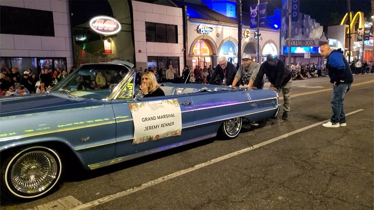 362f6299d0e24112b496efd0fe47b33d_md 120224_jeremy_renner_kal