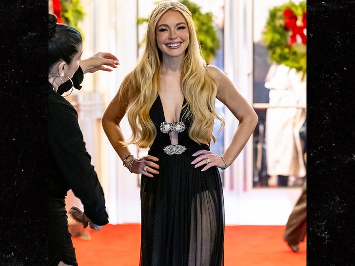 36a7037e0b644e59a69f175c9f064390_md 1119-Lindsay-Lohan-Our-Little-Secret-Screening-New-York-Photos-primary-3