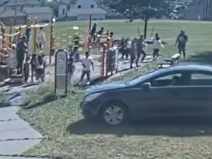 3831147535034d40a29d46e91a50dab4_md 100524-car-playground-primary-4