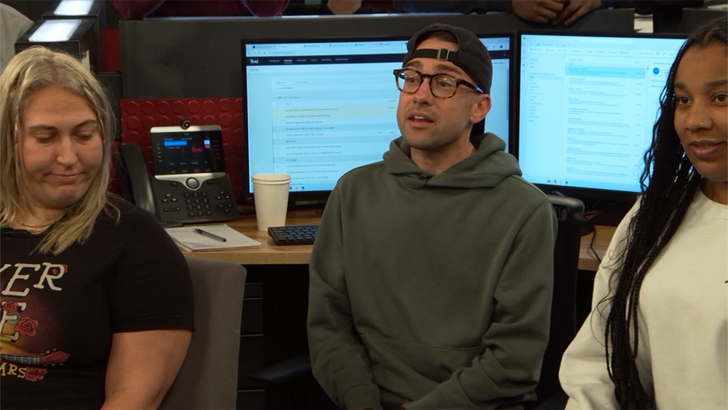 397d4c86e89b47ec92077a62bb43392f_md kim kroy