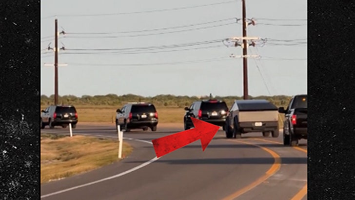 3cf44199235049b0b6ceb3d8f04ba113_md 112024_cybertruck_motorcade-kal