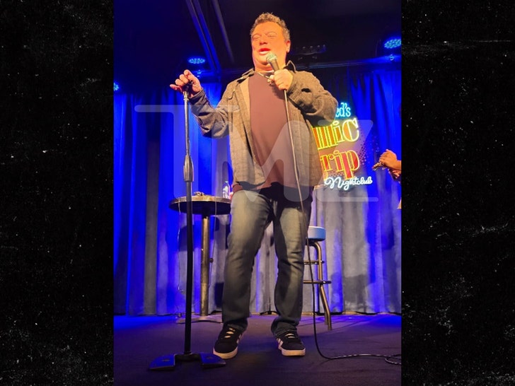 3d14742ca023444cae0cf3a2c4a6e544_md Carlos Mencia