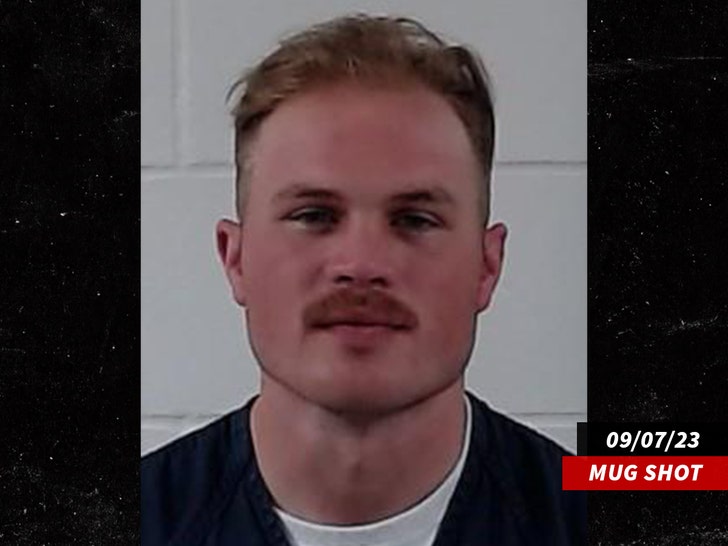 3d81ba2c908f4e4ab99664d2f6f21c59_md zach bryan mug shot