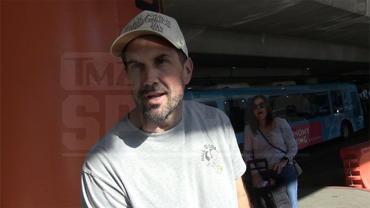 400f552d80844534b8a4623184e583e5_md 011025-matt-leinart-kal