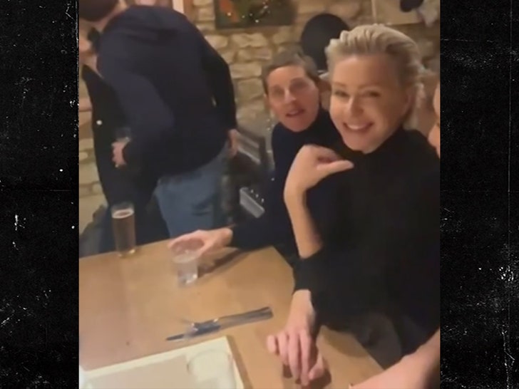 403e7358272f4bacbd26c225c4ac417a_md Ellen DeGeneres, Portia de Rossi