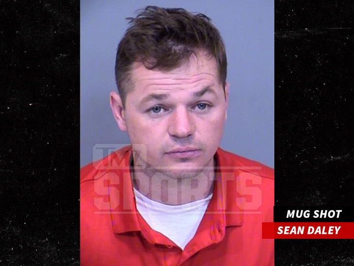 40772f3e41604d338a63dbfd25839448_md Sean Daley