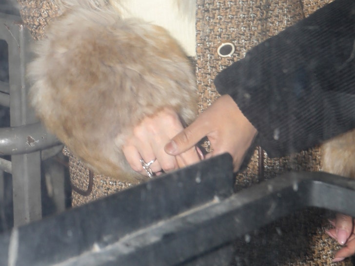 42de52843b8e4ee18165bdc4a33f65f6_md Mariah Carey and Anderson .Paak in Aspen