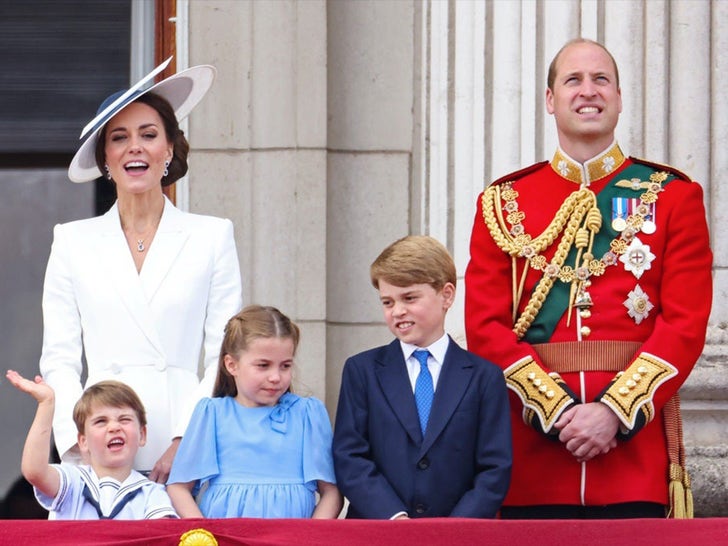 Prince William And Kate Middleton -- Royal Family Photos