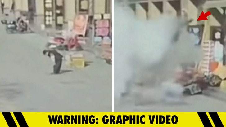 43e4299f9b6f48fcb5a27be00b91312e_md 012025_boy_fireworks_kal