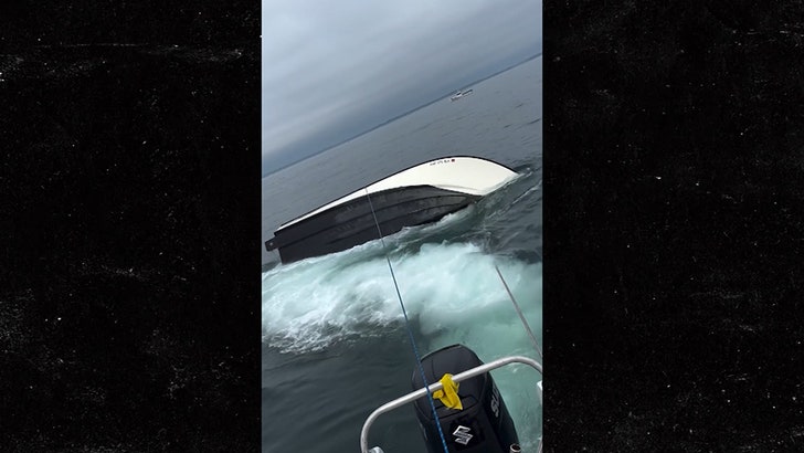 4595847d439f4cdb8d220884658251b2_md-1 072324_boat-kal