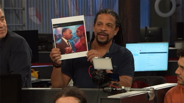 485a0c627d6c4090aff95d14b261702a_md TMZ-TV-2p-(1700-ET)-18123.01_03_44_06