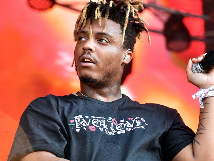 4c4119cc14284af8a9baffe8a1a87e08_md Juice WRLD