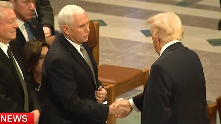 51804d044b3a463492c3ffc0848f6351_md 010925_pence_trump_handshake_kal