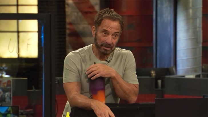 TMZ-TV-2p-(1700-ET)-18111.01_07_30_05