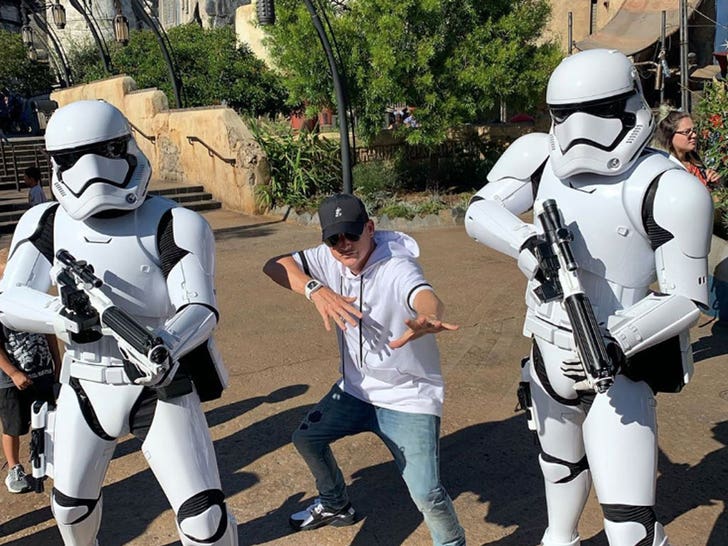 Celebrity Star Wars Fanatics!