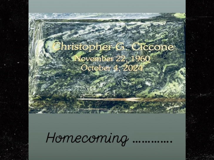 5659570af5d9495489865b1577bc6b9e_md 1025 madonna instagram story