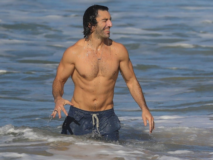 5bfeb77088854b88b38eb78e1e4319cf_md 0120-Justin-Baldoni-Shirtless-Muscles-beach-Maui-Hawaii-photos-primary-2