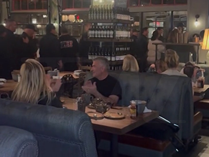 011625-calabasas-firefighters-claps