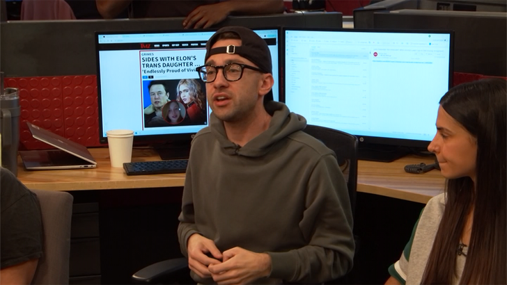 072624_tv_clips_freaky_friday_2_filming.01_00_01_25.Still002