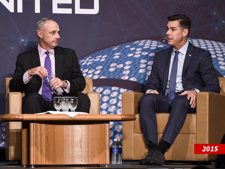 5f7d27efd39043bab8b5548858cc1572_md Billy Bean