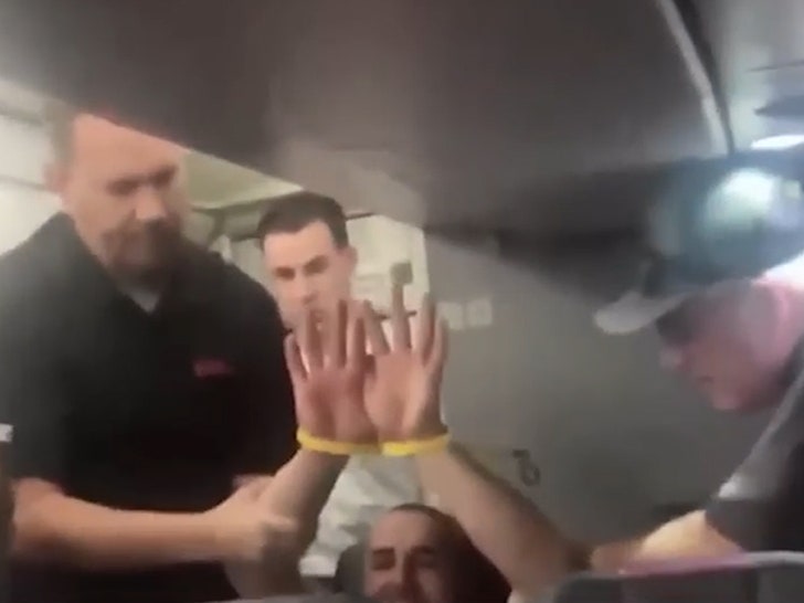 604bf5a011744b54bc70aee30aee3f47_md 080124_salt_lake_city_passanger-sg3-v3