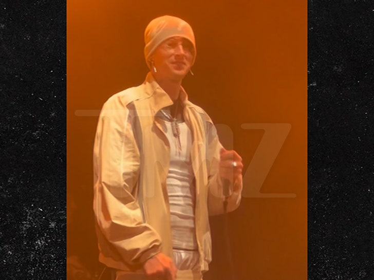 64acc35a53b14a93a059d972cfe9788d_md 111224_mgk_mod_sun-sg1