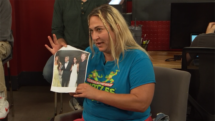 662a173a06a74446877357c867e2326b_md-1 brad pitt girlfriend venice 090324_TMZ_9859931.mxf.00_00_20_19.Still002