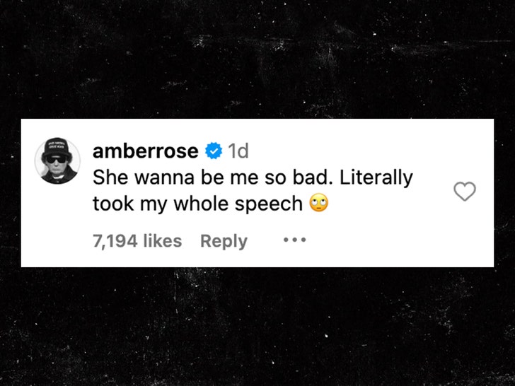 676c6da6ab5846d7864e390d92661680_md amber rose