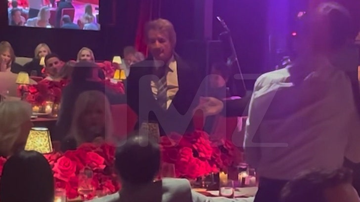 680368eca14142b7893ed7e8b7e3db4f_md 092824-goldies-love-in-gala-accountant-kal